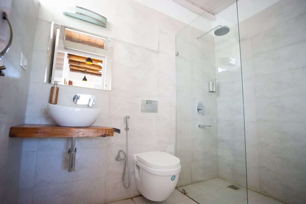 Starling Room Bathroom